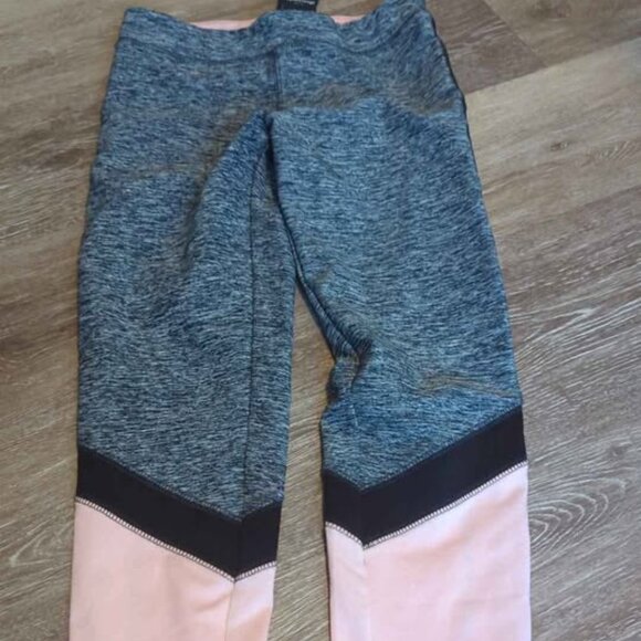 Abercrombie kids 9/10 girls leggings new - Picture 1 of 4